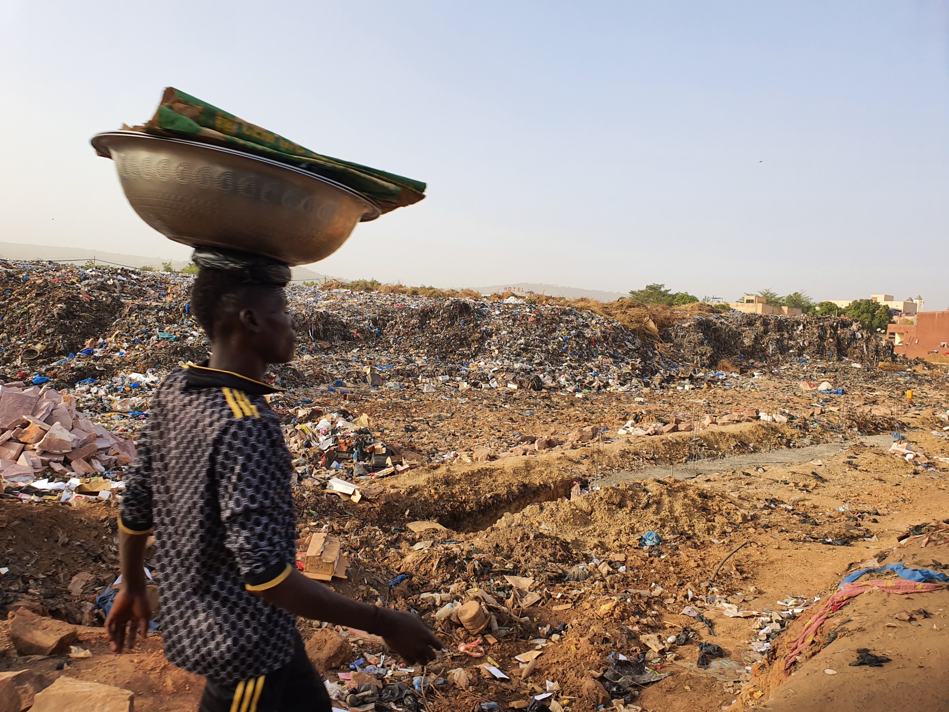 Agir au Présent et Penser au Futur